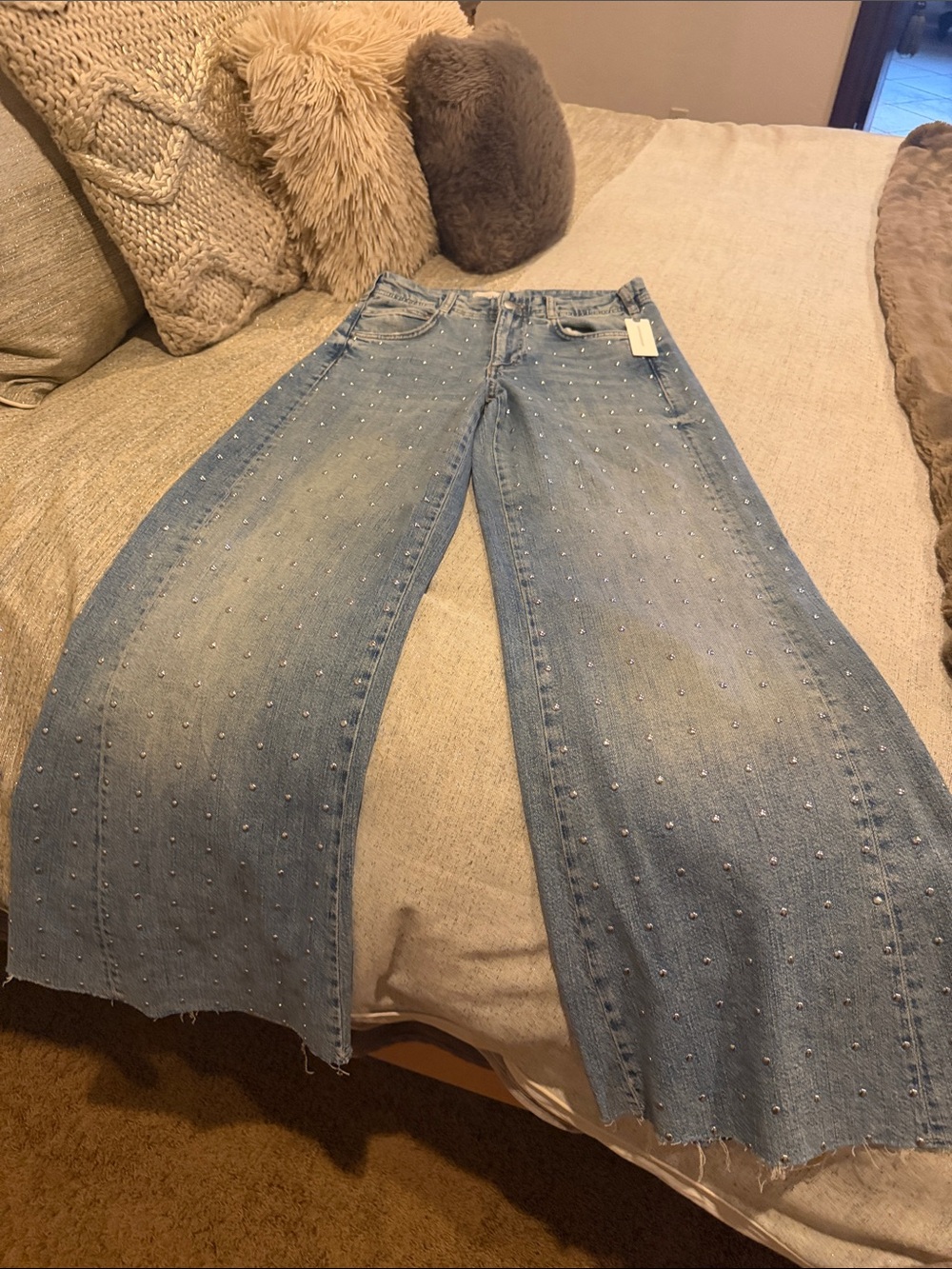 Anthropologie Pilcro Studded Jeans 25 NWT - Picture 7 of 14